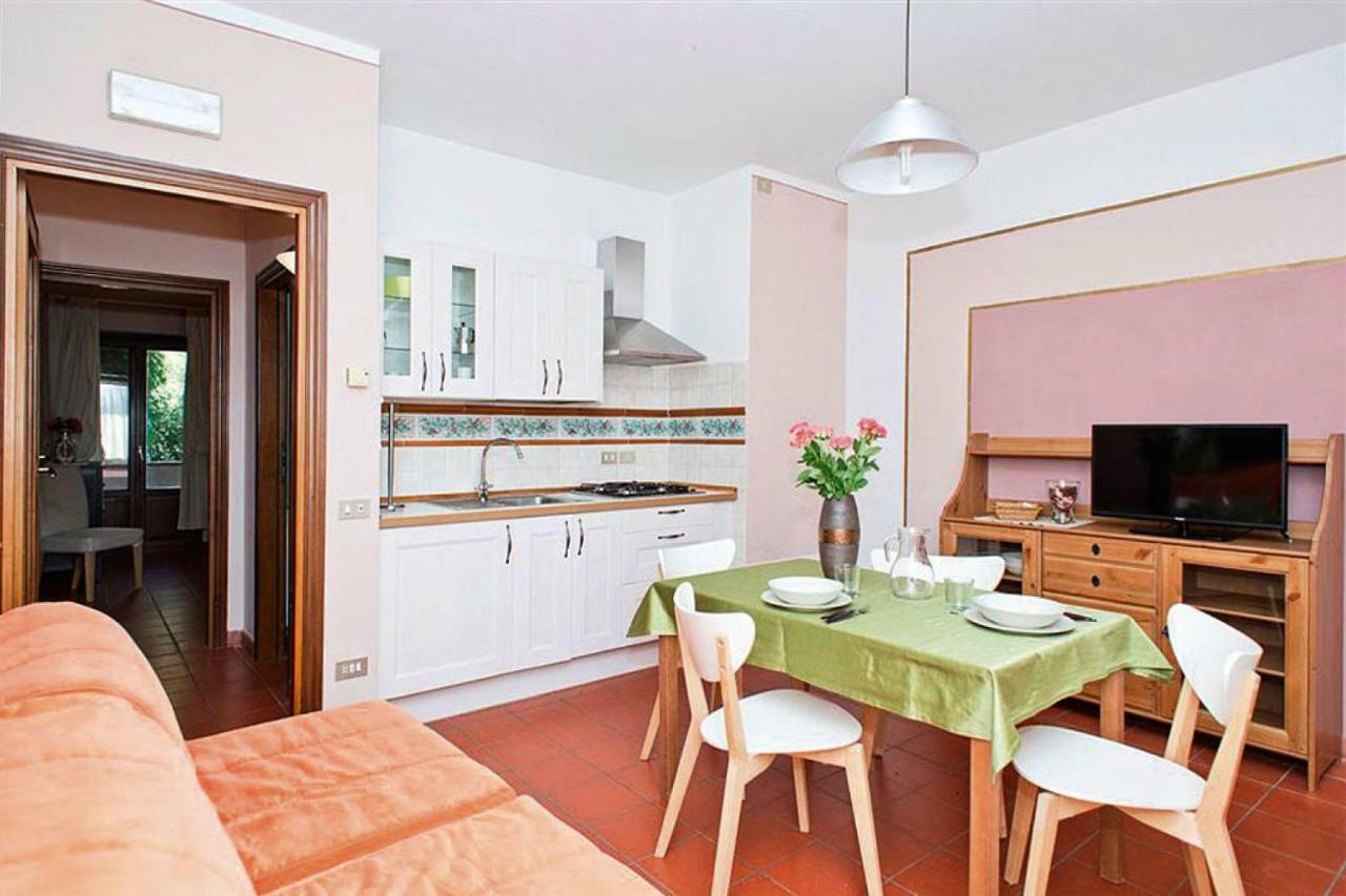Residence Il Castagno Pistoia Bagian luar foto