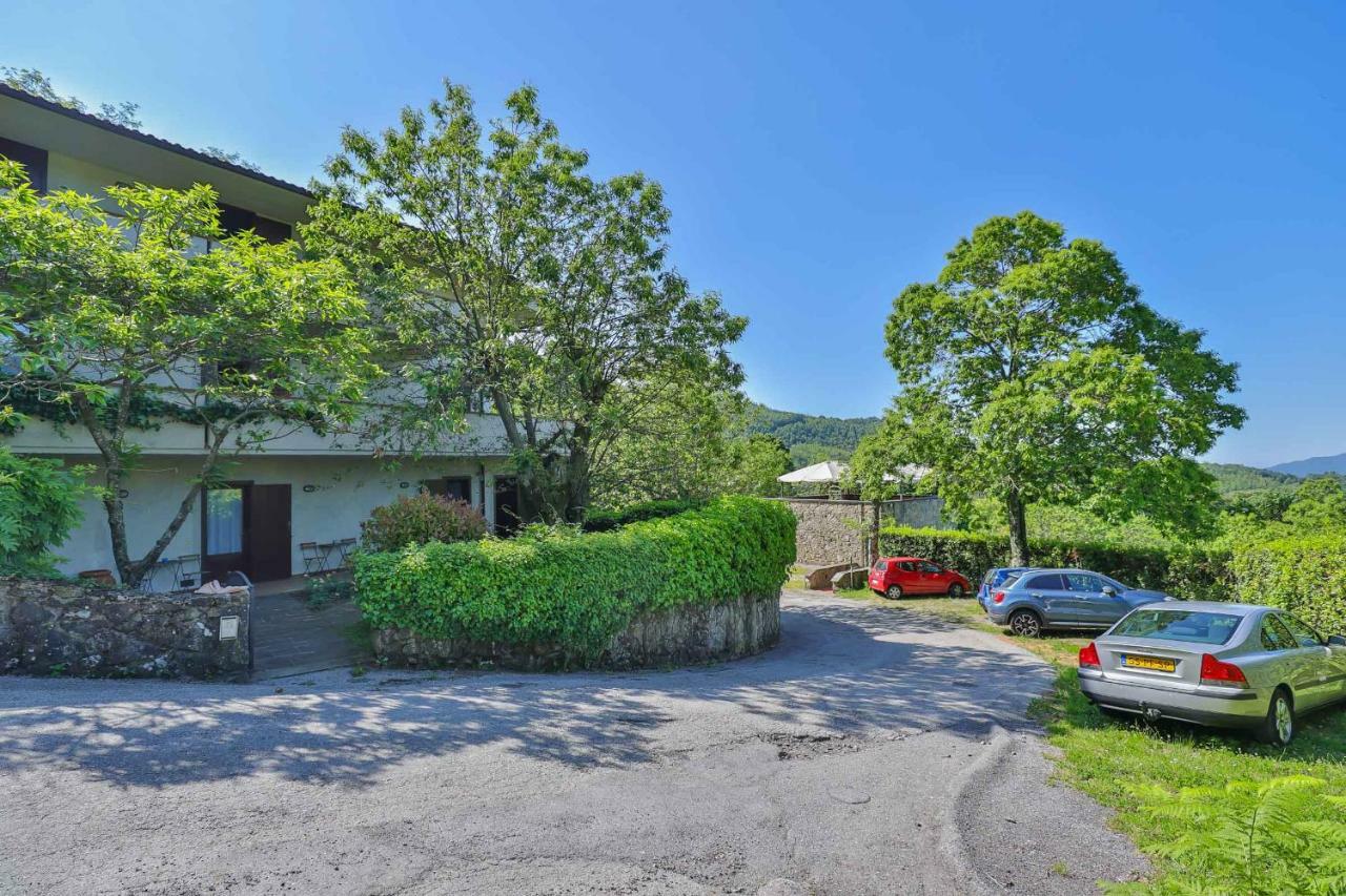 Residence Il Castagno Pistoia Bagian luar foto